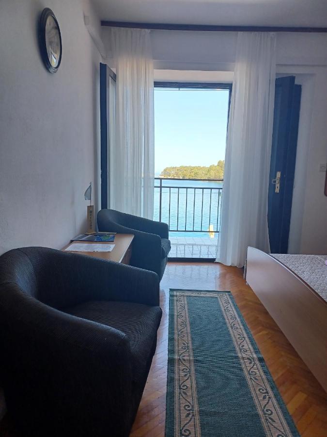 Double Room Pomena 4929A Dış mekan fotoğraf